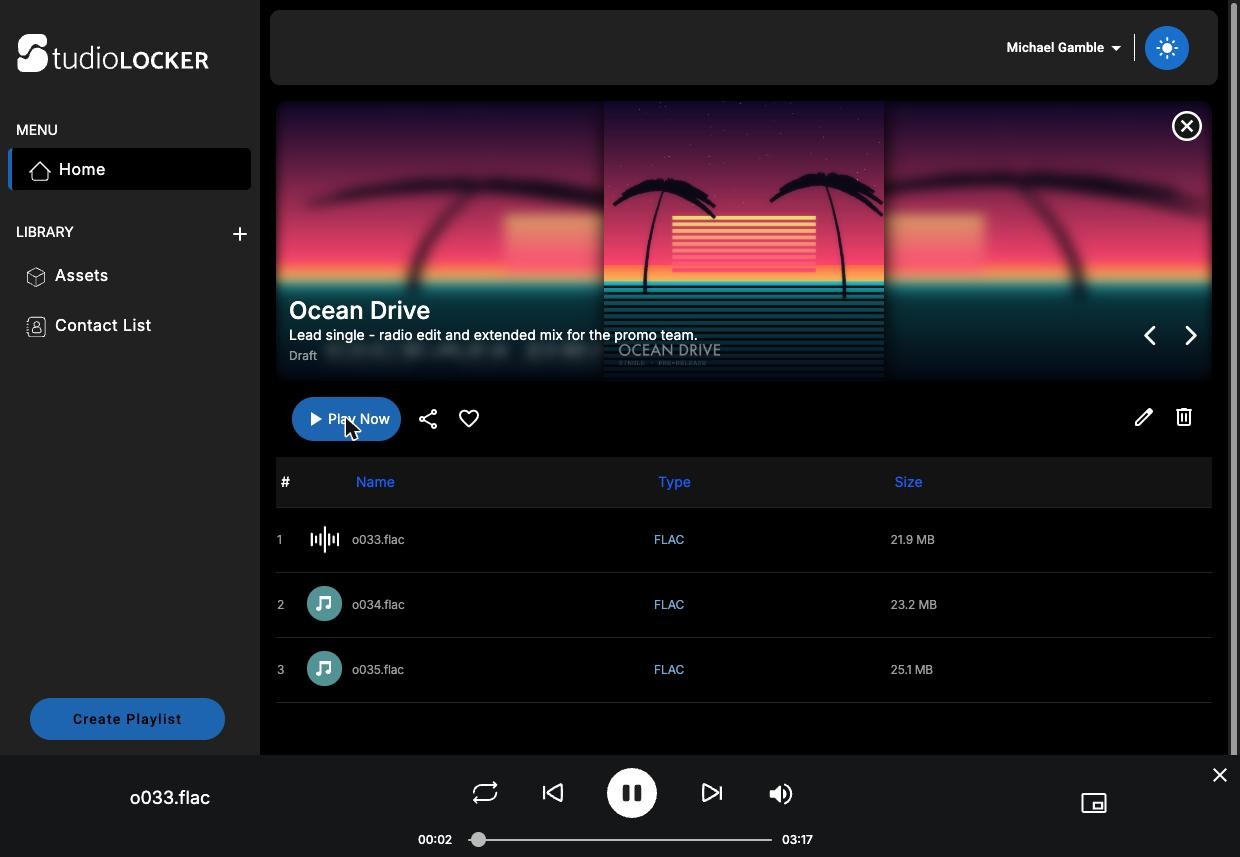 Play and monitor: a playlist streaming in the built-in player
